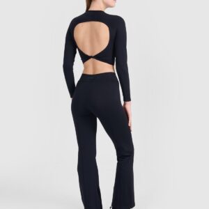 4F Spodnie treningowe bezszwowe z rozszerzanymi nogawkami damskie - czarne