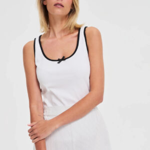 Dopasowany top biały