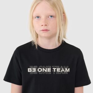 d32fb25013ea0b12e7e1bac58378f2ef4b739459 4F T-shirt z nadrukiem chłopięcy - czarny 122 (6-7 lat)