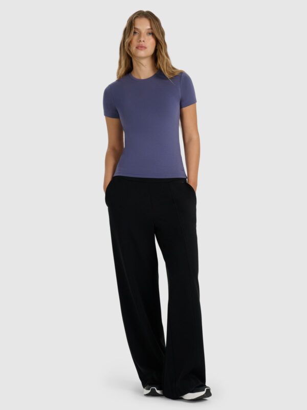 d5e1996dd8464a35f96401d7abacf454b1b7d89c 4F T-shirt z prążkowanej dzianiny z modalem damski - granatowy