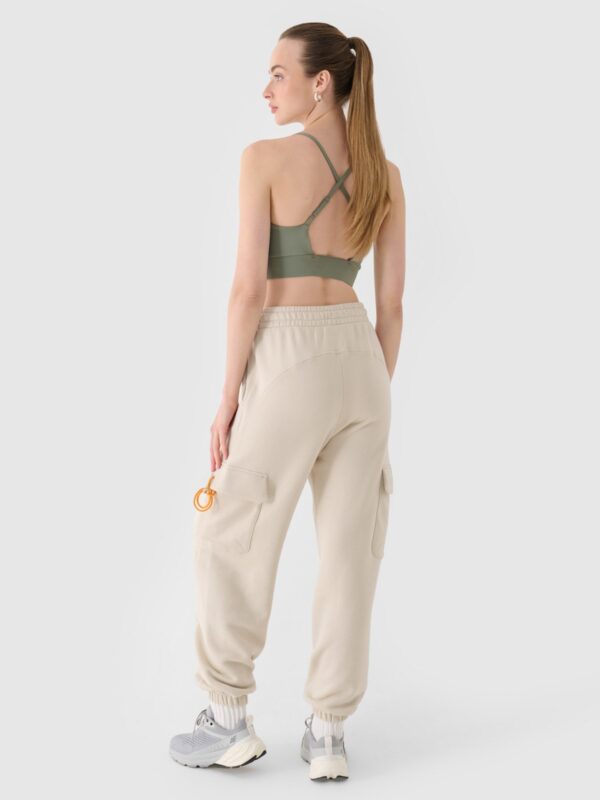 4F Spodnie dresowe joggery damskie - beżowe