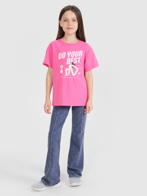 4F T-shirt regular z nadrukiem dziewczęcy - różowy 158 (12-13 lat)