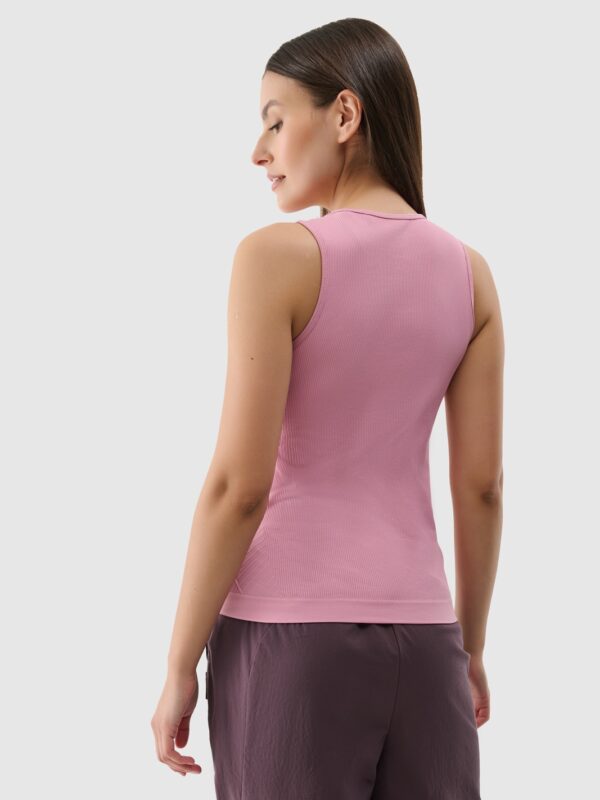 d8bfa276b04aeda4e7690e24ee7203c95c5a28c8 4F Top slim bezszwowy damski - pudrowy róż