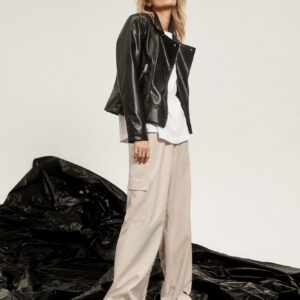 Spodnie cargo z prostymi nogawkami beżowe