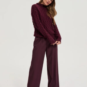 Spodnie w kant z paskiem burgundowe