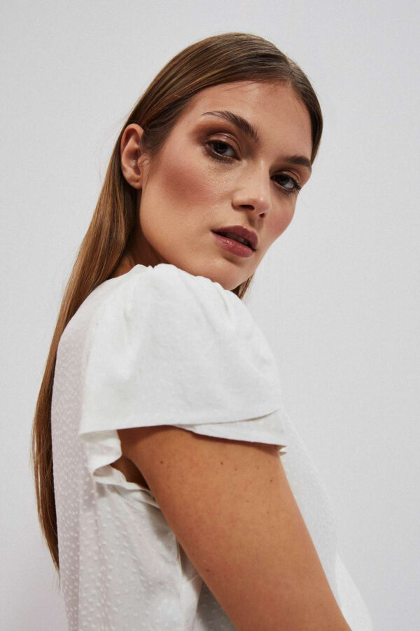 dc427f9939a97826fffd29a2573e4cbfd8303fe1 Koszula z ozdobnymi rękawami perłowa