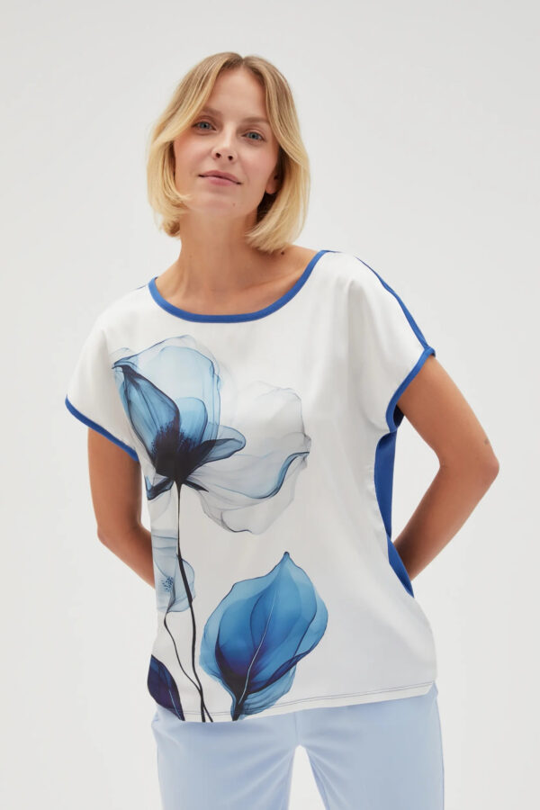 Bluzka z nadrukiem błękitna