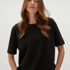 Bluzka z koralikami na rękawach czarna