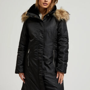 Zimowa kurtka z futrzanym kapturem czarna