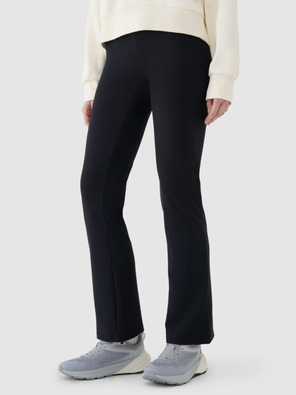 e1f9f9d82f6cec30adfde9faf07613421f83ffe3 4F Spodnie treningowe szybkoschnące damskie - czarne