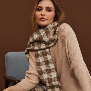 Szal w kratę beżowy