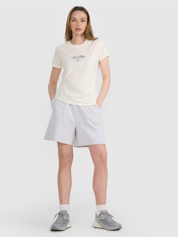 eb75890971a2ae342d4b561a857a2a180df70116 4F T-shirt regular z nadrukiem damski - biały