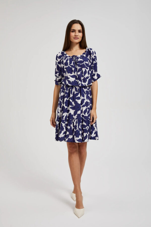 eca93b400306e58adbbb0bc743ddd2520ab1d71a Sukienka w kwiaty z bufiastymi rękawami fioletowa