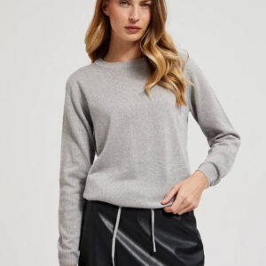 Sweter ozdobiony metaliczną nitka szary