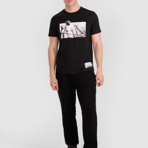 ef0106482aff96a1f572e035eb39a6ae8351d9f0 4F T-shirt regular z nadrukiem siatkarskim męski - czarny