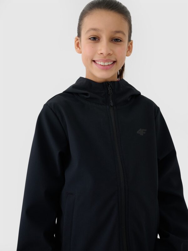 ef9896d9aa3e1340fa5c62944ed51a7f33aa978d 4F Kurtka softshell wiatroodporna membrana 5000 dziewczęca - czarna 122 (6-7 lat)