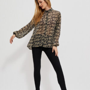 Koszula z delikatnym nadrukie