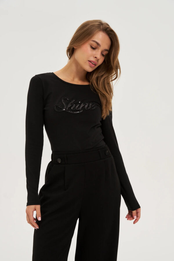 Bluzka z cekinami czarna