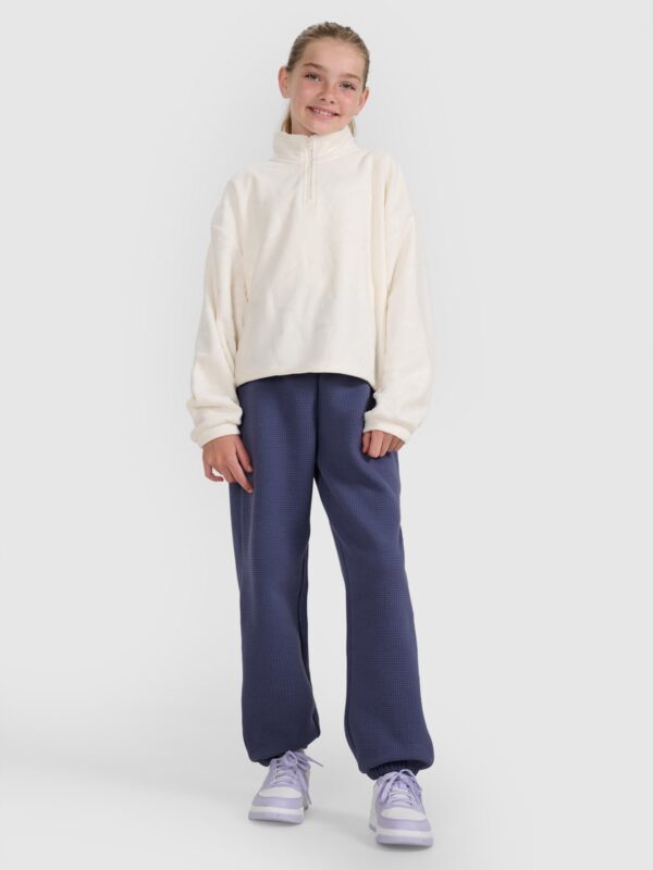 f3a07515c8bd472ab91d038f63b376846d00104d 4F Polar oversize ze stójką dziewczęcy - biały 128 (7-8 lat)