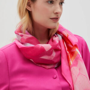 Wzorzysty szal różowy