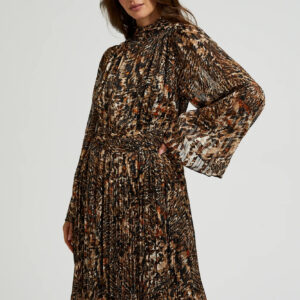 Plisowana sukienka z szerokimi rękawami czarna