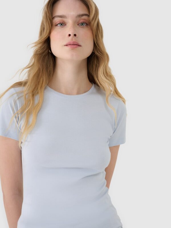 4F T-shirt slim z modalem damski - niebieski