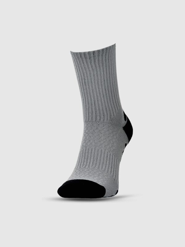 f9a0c46b42add76975af9fb6335dd66093da6d6d 4F Skarpetki do biegania za kostkę uniseks - szare