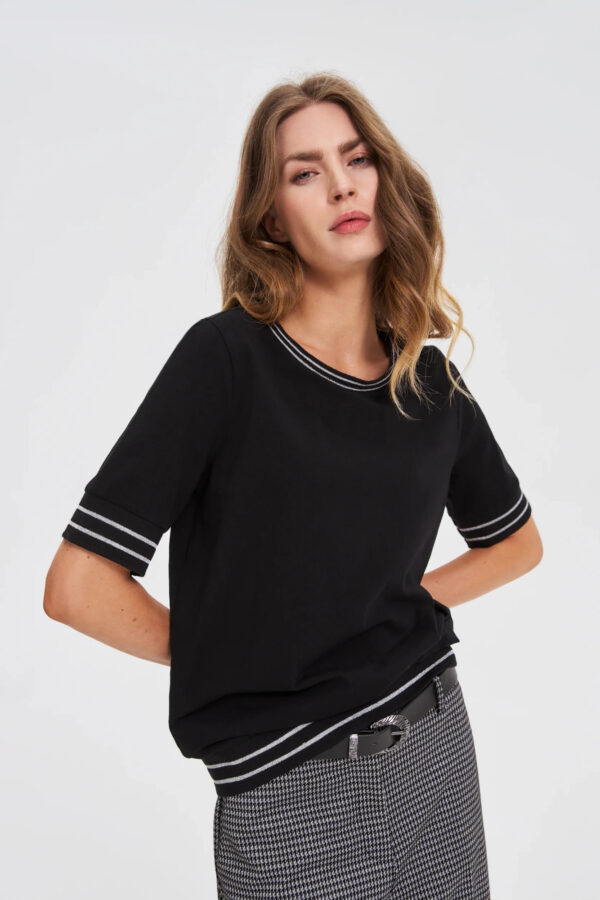 fa740718e44a575beaaa5c58b0bcf672431b5b46 Gładka bluzka z bawełny