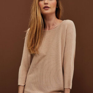 Sweter typu nietoperz beżowy