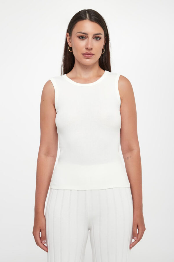 03720eded0b19434aad3bc511966b11c64f176b6 Top damski prążkowany Tondo