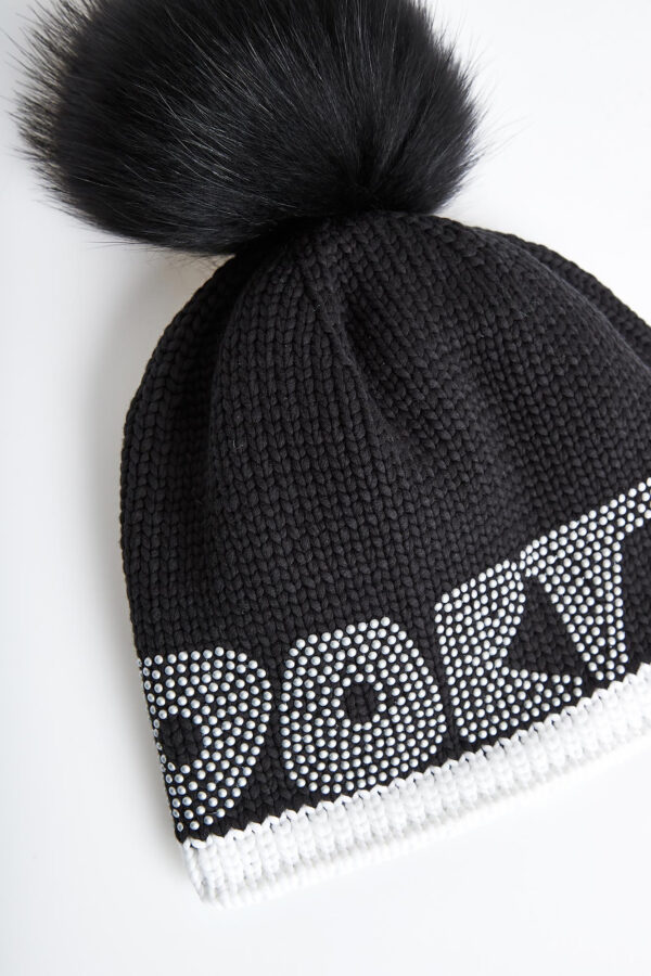 03dfa1e600610f39aaf4f029420cf2a1d8def816 Czapka damska z pomponem SPORTA