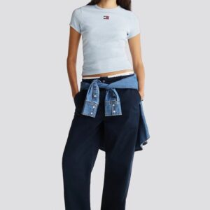 06399d7cd688c1967e29cb7e45ef199a17908212 TOMMY JEANS Błękitny t-shirt damski