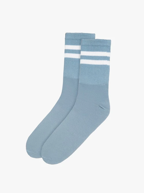 Niebieskie skarpety w białe paski