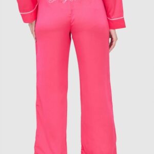 0c879bbf03e5d0c90fbc66bca7bc35b850663cf2 JUICY COUTURE Różowe satynowe spodnie piżamowe damskie z haftowanym logo