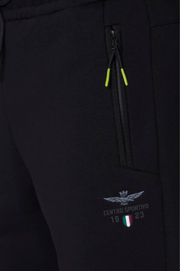0e718a21b4279b36a670151338514604abe444c6 AERONAUTICA MILITARE Czarne męskie dresowe spodnie Sporty