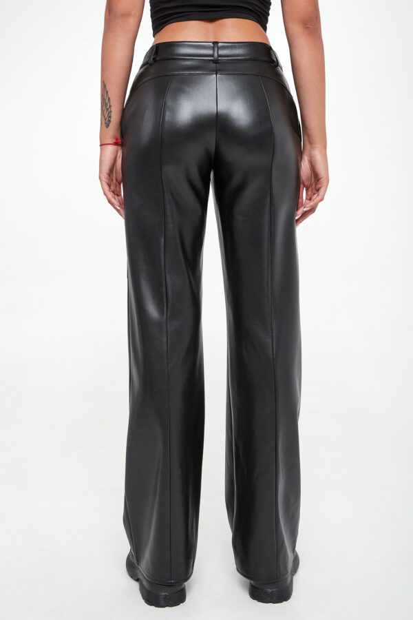 1417ee4aa4ac0475f1bc18f55c51f91dd5b5814e Spodnie damskie z ekoskóry PATRIZIA PEPE