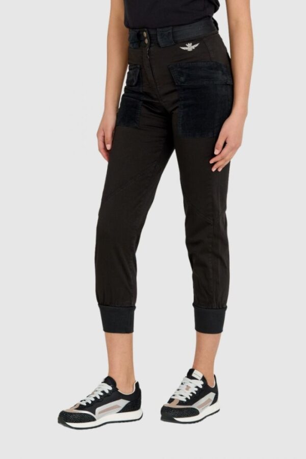 AERONAUTICA MILITARE Czarne spodnie damskie cargo ze ściągaczem w pasie, Rozmiar 38 IT - 34 EU