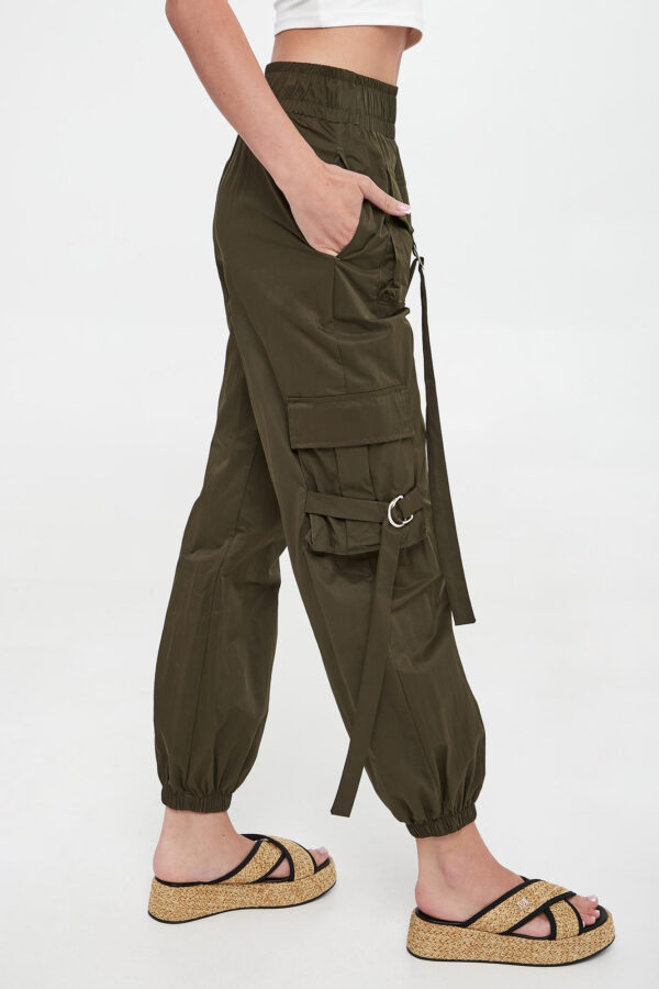 2026395d90fa6c06f31724ddba2213beef846268 Spodnie damskie bojówki LIU JO