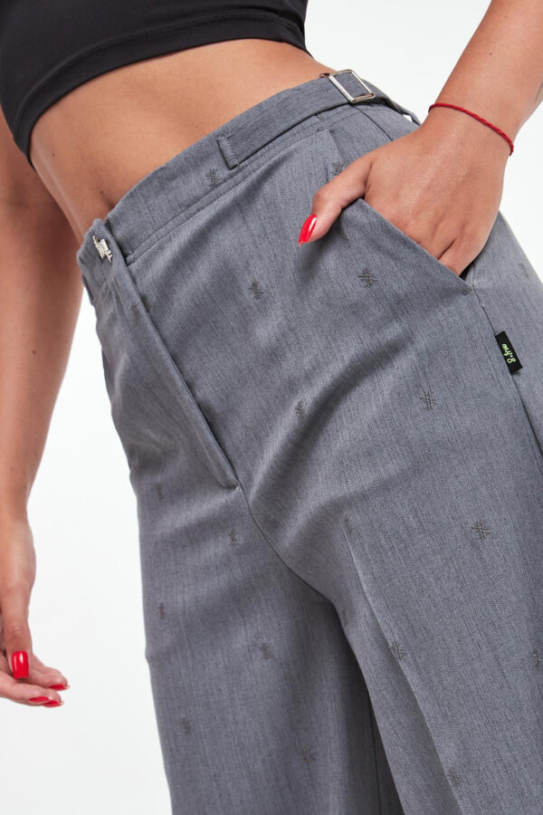 2158f5de2dc1227ab456383514e078eb23cc0d98 Spodnie damskie z haftem TWINSET ACTITUDE