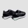 GIVENCHY Czarne sneakersy GIV RUNNER LIGHT