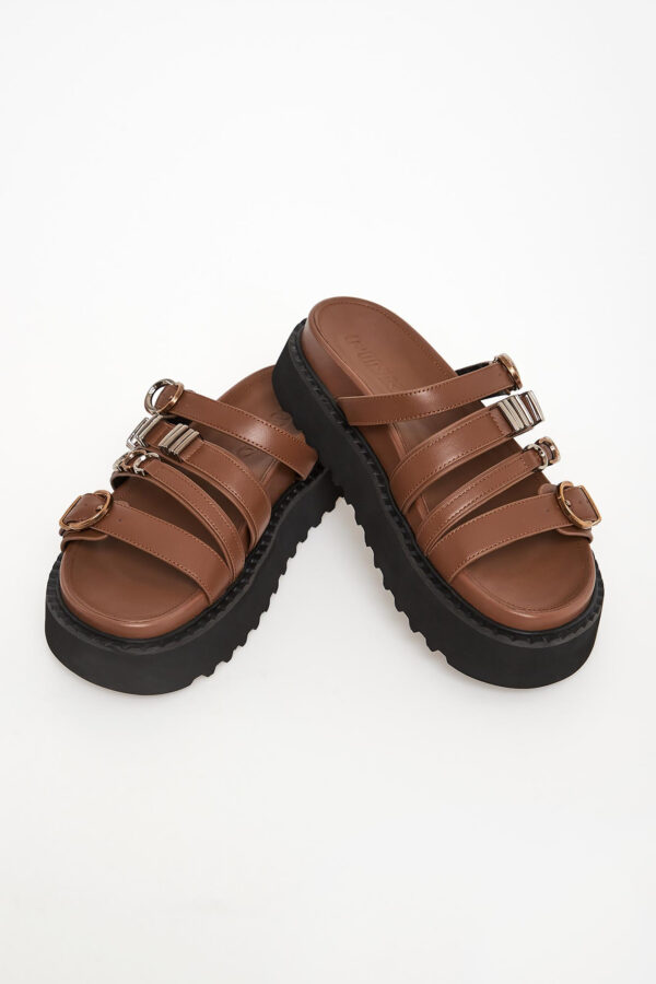 243ff3b20ec8098c4b0b9fc2d6fb633cda071891 Klapki damskie skórzane PINKO