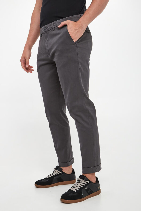 2529d2f394573f4bf748ba3e553299b640bff7c7 Spodnie męskie LIU JO