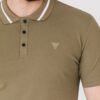 GUESS Khaki męska koszulka polo z paskiem na kołnierzyku