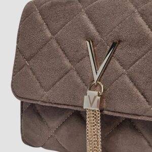 26ffe2da724d53574e10bb079b03004e9665fbe0 VALENTINO Brązowa damska zamszowa torebka Charlotte Flap Bag