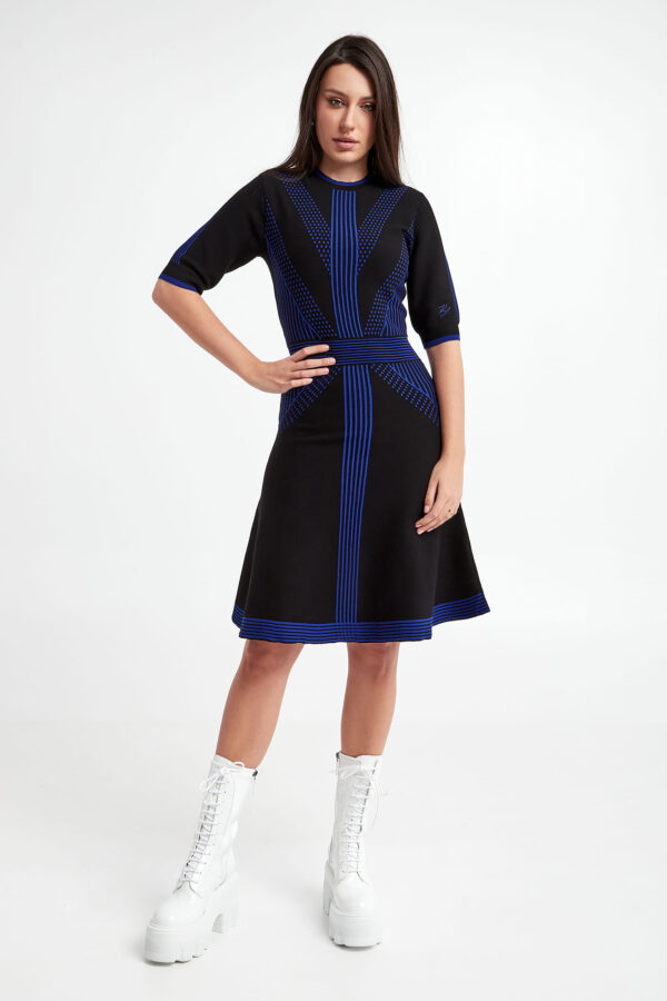 27dd99a4c866df02843c54a22f9f665e6f83ef3b Sukienka dzianinowa KARL LAGERFELD