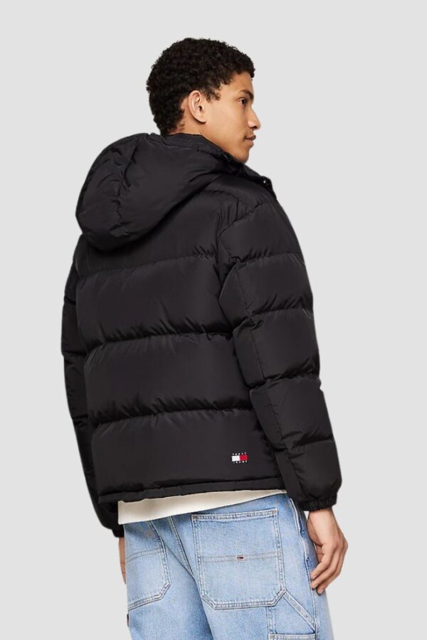 TOMMY JEANS Czarna męska kurtka z naturalnym wypełnieniem