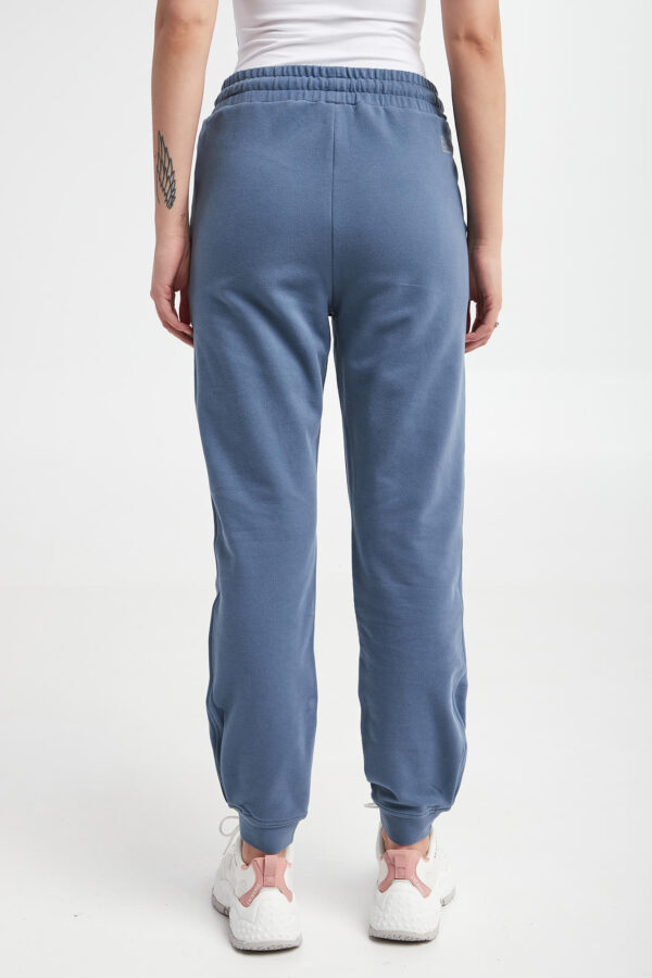 29710a111b8eda31de617640c99ce67db1a2a8ce Spodnie dresowe damskie EA7 EMPORIO ARMANI