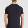 Czarny t-shirt Emporio Armani z aplikacją marki