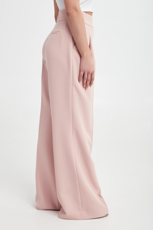 32e684940457f3437a43c62a37a16da5a9879c94 Spodnie damskie LIU JO