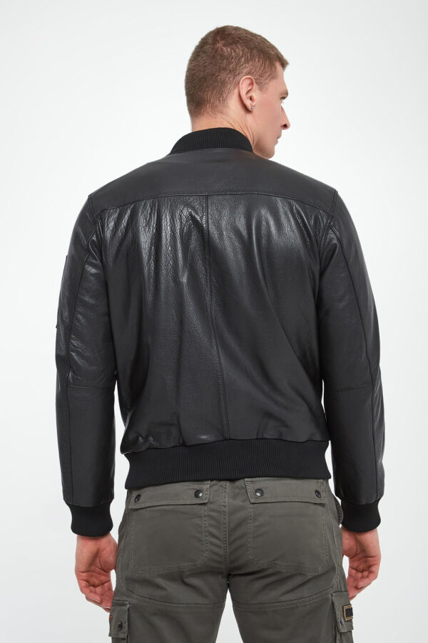 3a0d4df2bbfcbdc8d368ca15bcb3554f10f86d70 Kurtka męska bomberka skórzana AERONAUTICA MILITARE